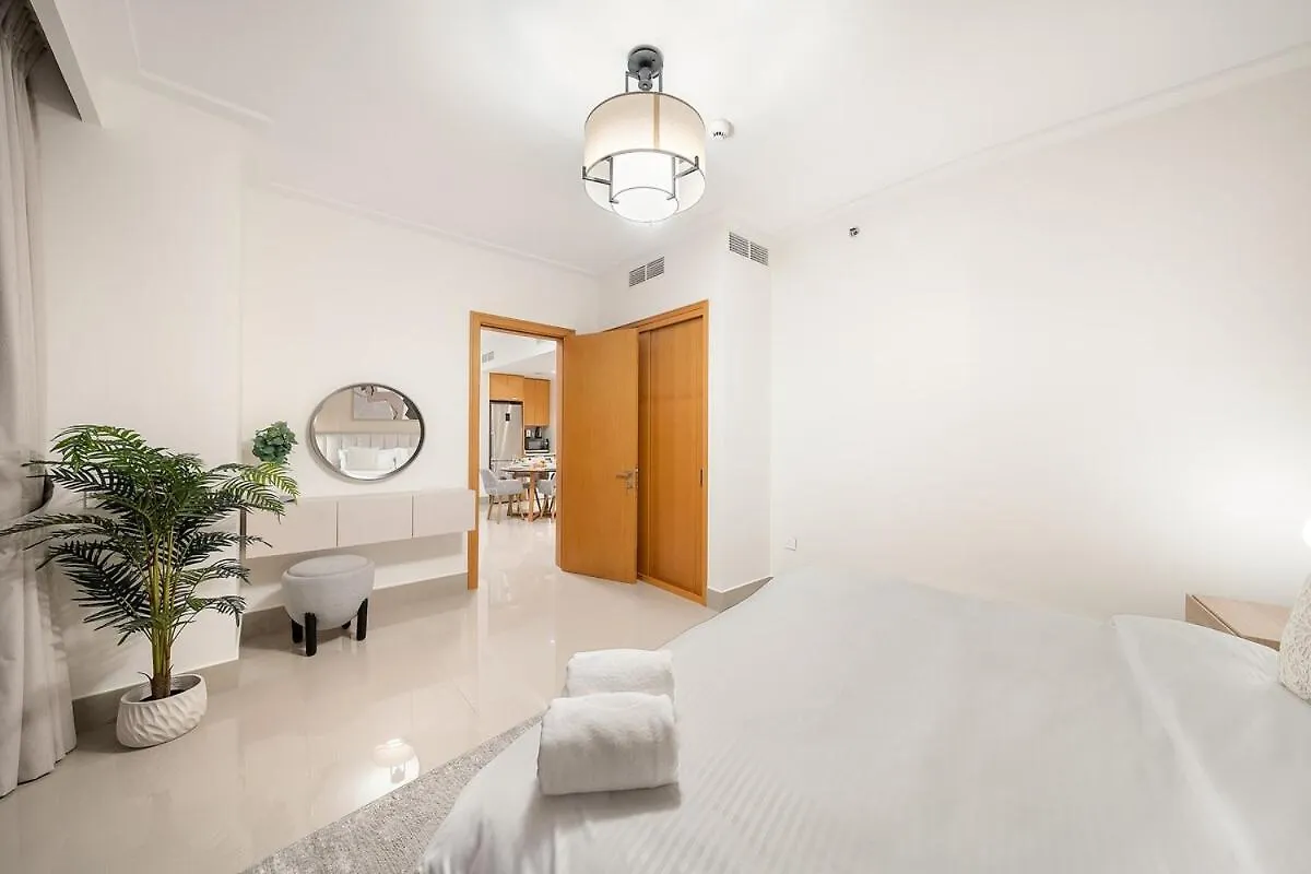Апартаменты First Class 1Br Modern Luxury On High Floor Дубай